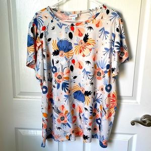 LuLaRoe Olive shirt size 2x